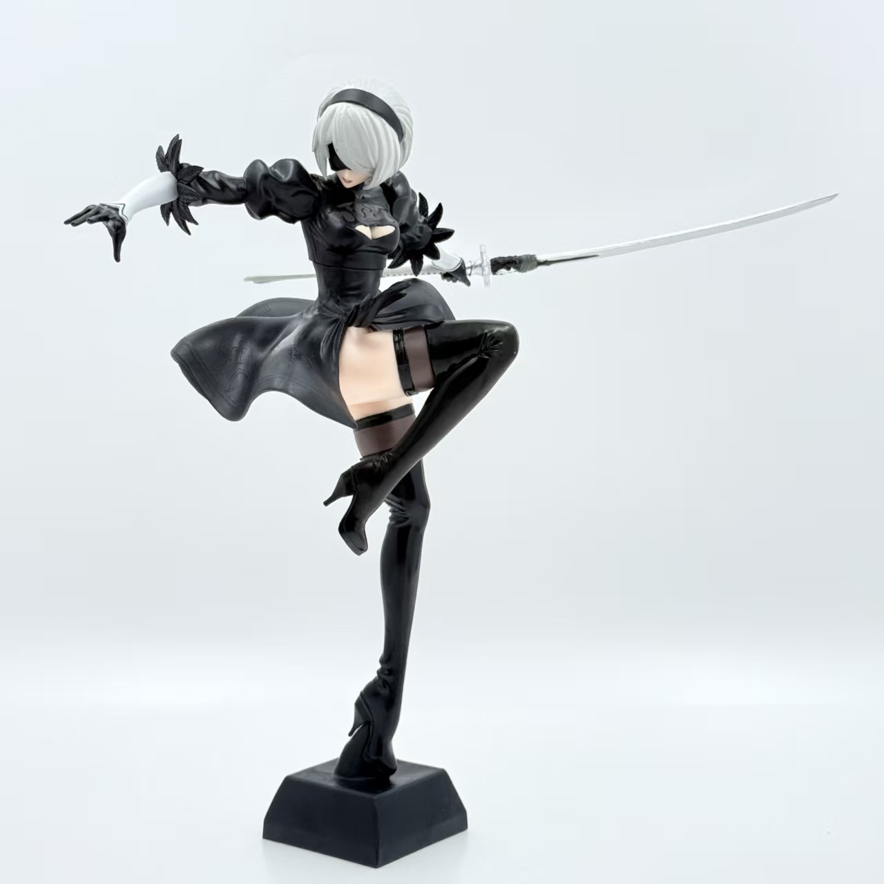 Model Kit Nier Automata - Statuetta NieR Automata YoRHa No. 24CM