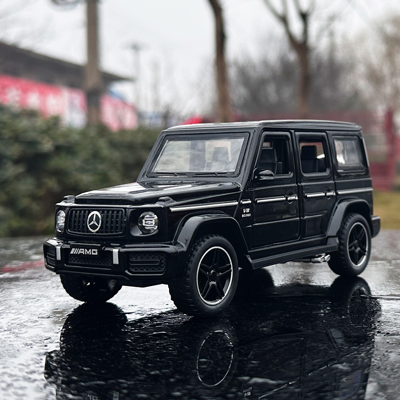 Model Kit Porsche 911 - 1:32 Benz G63 SUV Modello in