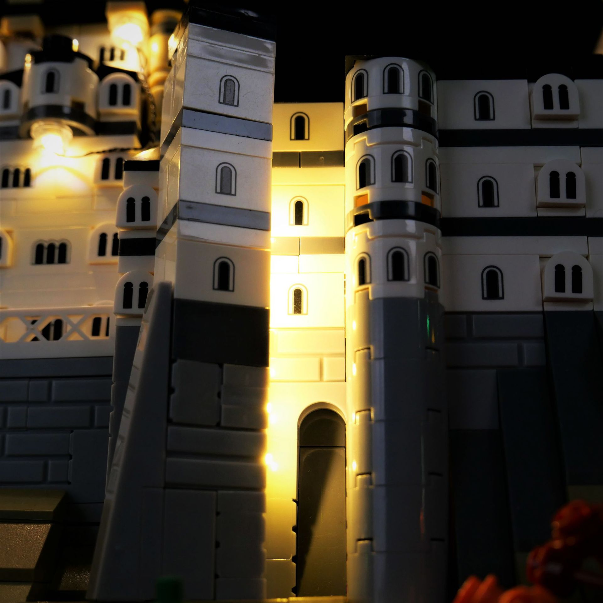 Kit luce LED per LEGO Neuschwa - Model Kit Instructions recensione e prezzo