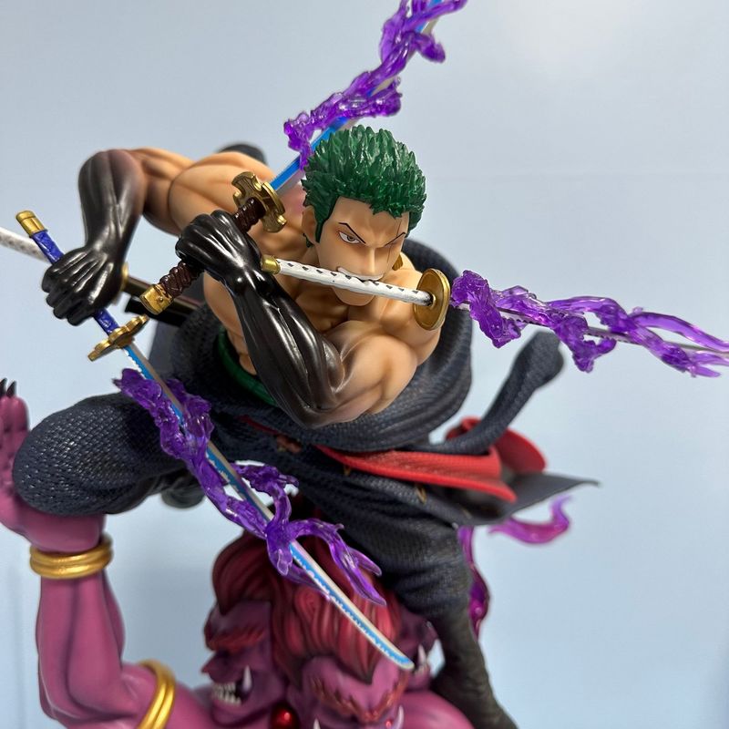 Statua GK One Piece Roronoa Zo - Model Figure Base recensione e prezzo