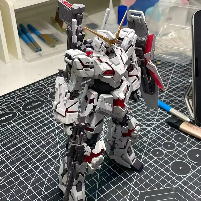 Disponibile Hg 1/144 Rx-0 Unic - Model Kit Jms recensione e prezzo