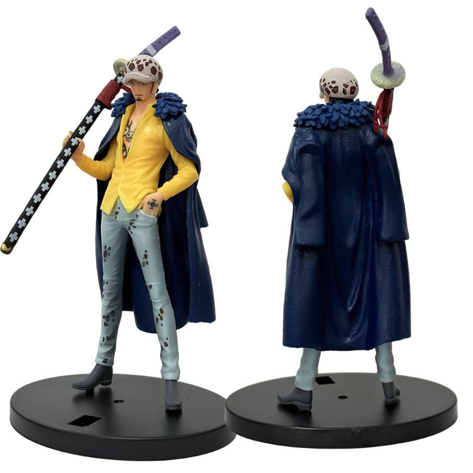 Figura di Trafalgar Law dell'a - Model Figure Base recensione e prezzo